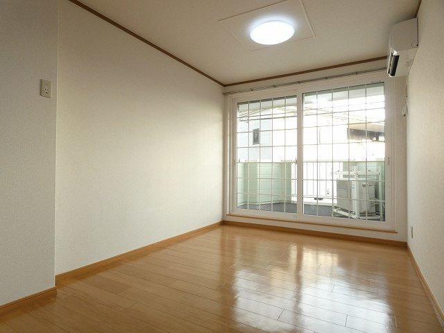クレストール・テラダイの居間・リビング