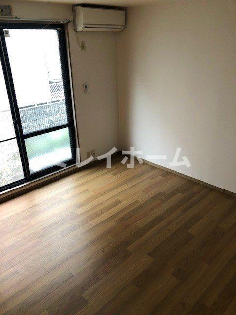 セイスタンェの居間・リビング|同建物内、別のお部屋の参考写真になります。