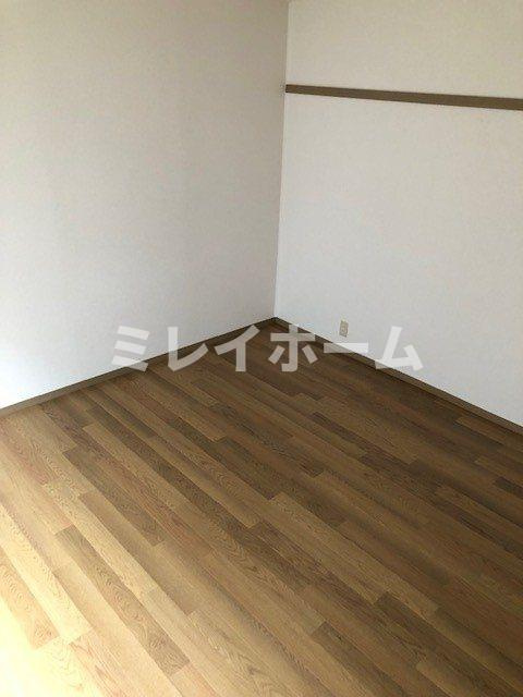 セイスタンェの寝室|同建物内、別のお部屋の参考写真になります。