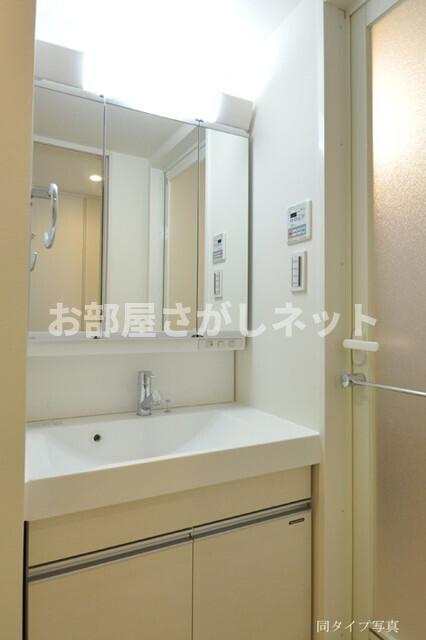 エミネンス高輪台【おとり物件なし】の洗面所