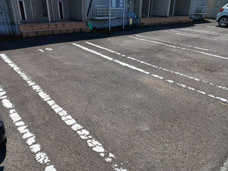 【駐車場】 | フローレスＢ | 駐車場完備です