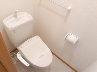 【トイレ】 | プリムローズⅡ | 落ち着いたトイレです