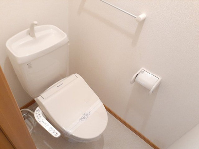 【トイレ】 | プリムローズⅡ | 落ち着いたトイレです