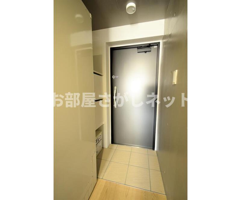 アリビオ中野【おとり物件なし】の玄関