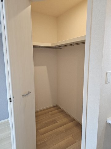 サンダーソニアの収納|こまごまとしたものを収納できそうですね