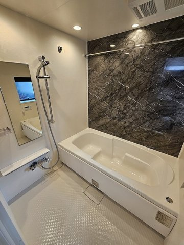 サンダーソニアの浴室|コンパクトで使いやすいお風呂です