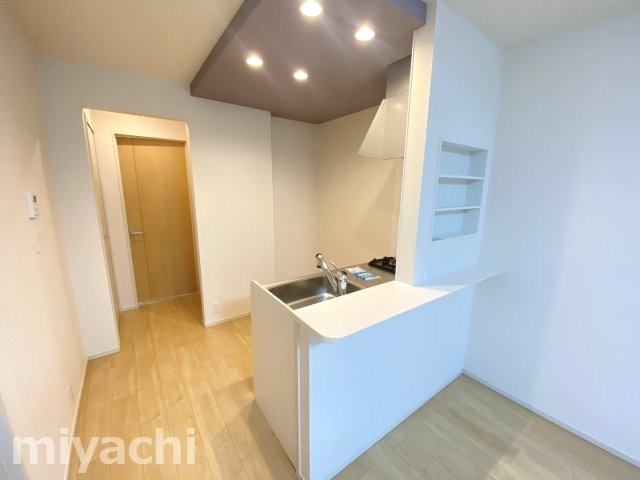 Jade House庄町Bの内装