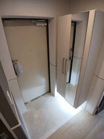 ＣＲＥＶＡＮＣＥ亀戸ＮＯＲＴＨの玄関|シンプルで使いやすい玄関です
