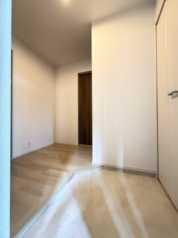 ヴェルナール赤羽の玄関