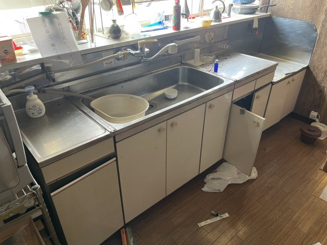 南陽市三間通204-2のキッチン