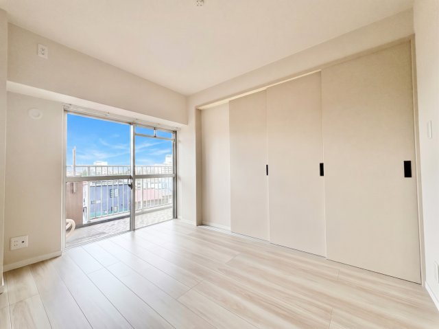 シャルマンコーポ木場町 2号棟の洋室