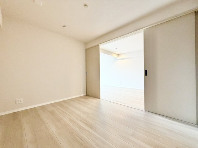 シャルマンコーポ木場町 2号棟の洋室