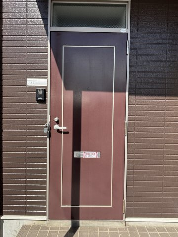 プラティーヌＫの玄関