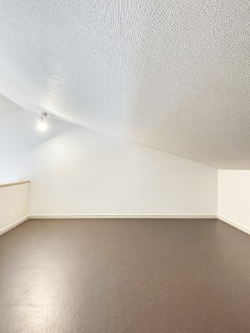 ベラ・ルーチェＡの内装|イメージ203号室の写真（反転あり）
