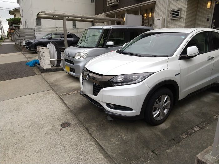 セリシールＦの駐車場