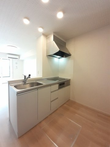Ｇｒｅｅｎ　Ｈｏｕｓｅ　檀紙のキッチン