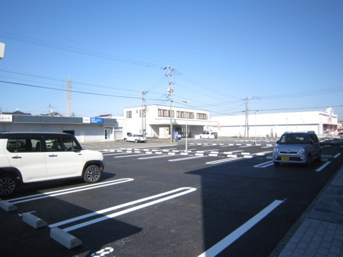 シオンKY　1号館の駐車場