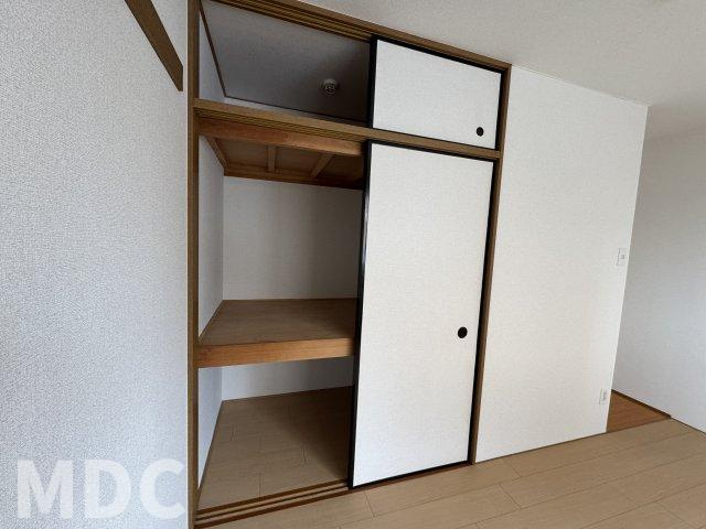 徳島市名東町１丁目の賃貸マンションの収納