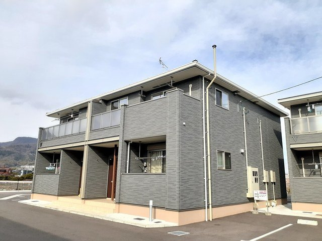 アグレアーブルⅣの外観