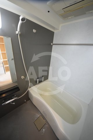 フェルザ今宮戎の浴室|Krehl難波南（クレール難波南）　浴室換気乾燥暖房機付バスルーム