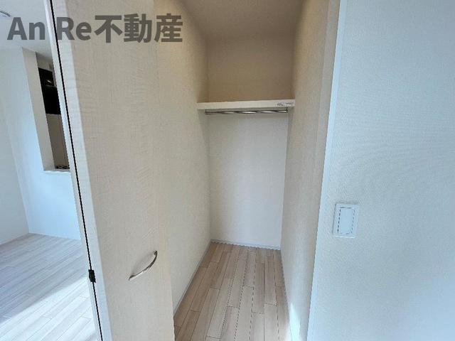 川口市大字新井宿のアパートの収納