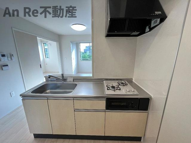 川口市大字新井宿のアパートのキッチン