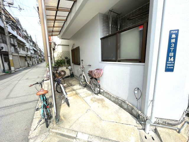 エクセル上島頭の駐車場