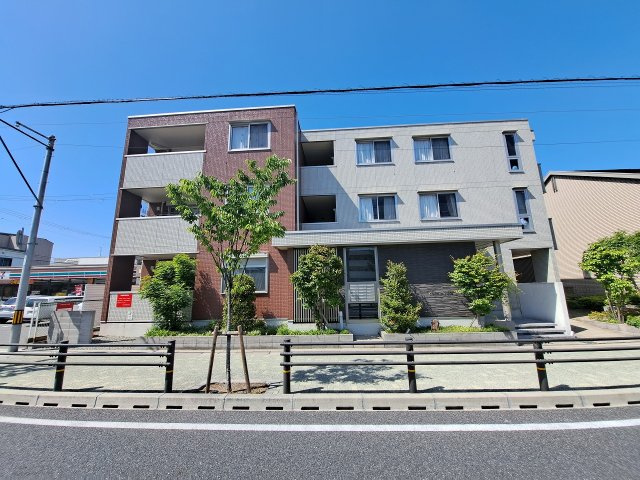 Crescent小松の外観