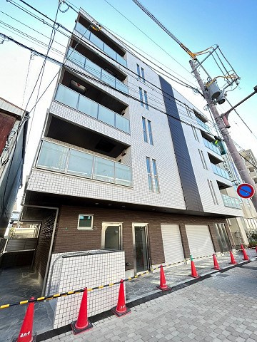 レガリア東園田の外観