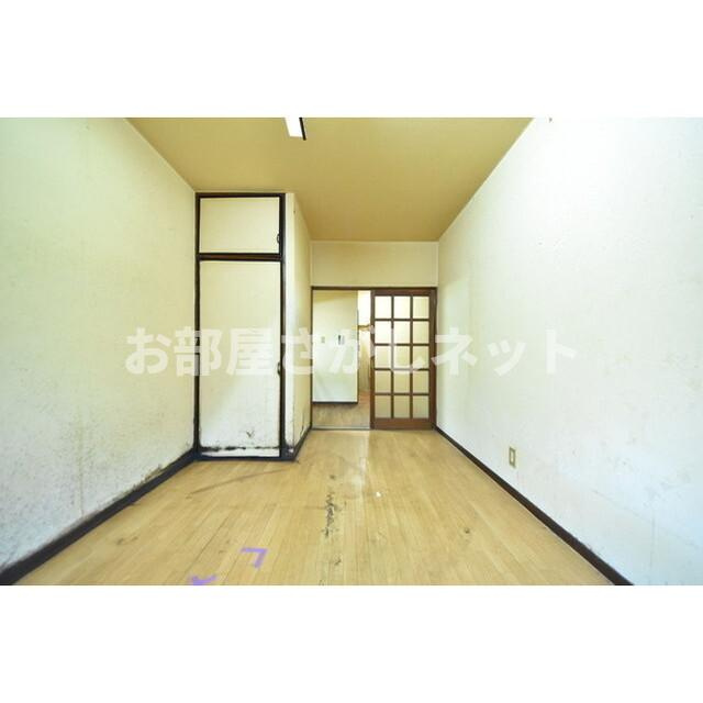 狸家ビル【おとり物件なし】#学生・社会人にオススメ！初期費用分割払いOK！の洋室