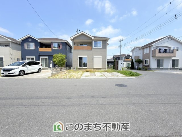 宇都宮市宝木町2丁目戸建の外観|ご内覧できます(*^^*) お電話でのお問合せが非常にスムーズです！ 現地直接集合のお待ち合わせも大丈夫です！ お気軽にお問合せ下さい(^^)/