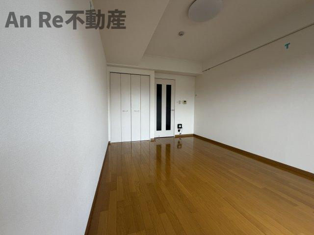川口市朝日１丁目の賃貸マンションの居間・リビング