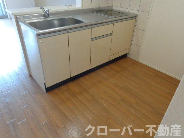 プティ・フルールのキッチン|キッチン