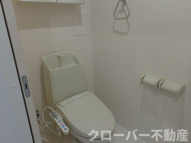 プティ・フルールのトイレ|シャワー付トイレ