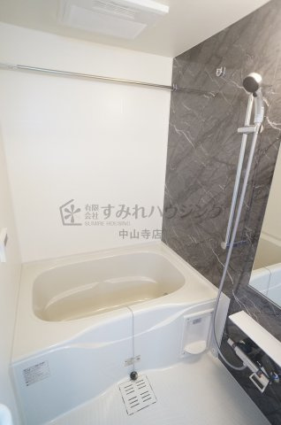 レジデンス荒牧の浴室|参考、同建物・同間取りの号室