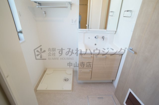 レジデンス荒牧の洗面所|参考、同建物・同間取りの号室