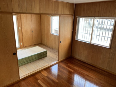 【洋室】 | 伊良波アパート | ※写真は別のお部屋のものです。