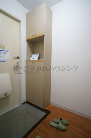 フレグランス宝塚の玄関|※掲載の室内写真は、同建物・同間取りの号室を参考写真として掲載しております。