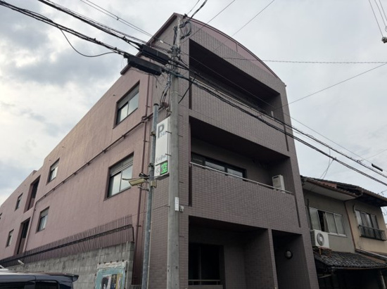 パークサイド秀泉の外観
