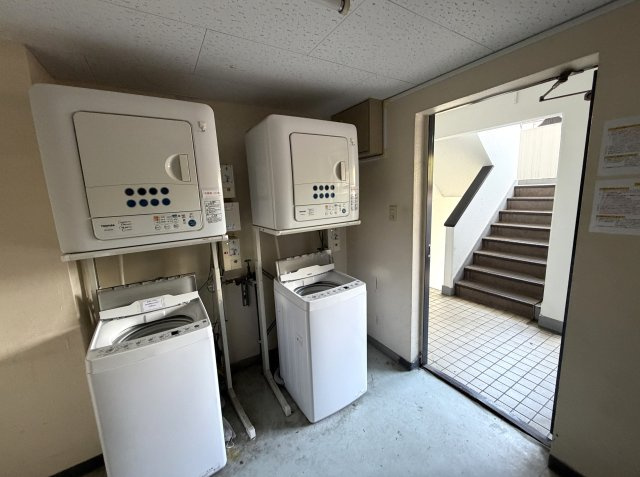 PLEAST都府楼前のその他共用部分|1階コインランドリー