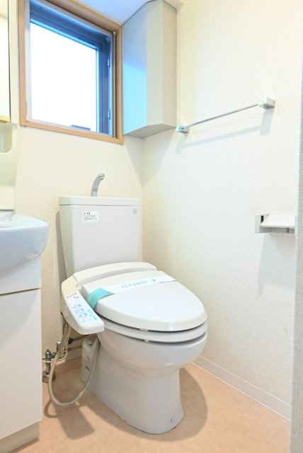 江東区佐賀１丁目の賃貸マンションのトイレ