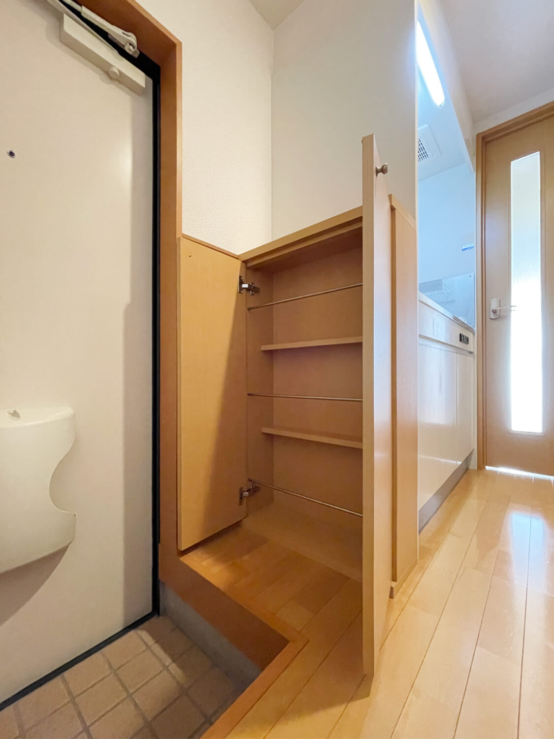 【玄関】 | ピュア箱崎拾弐番館