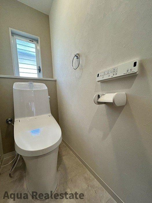 高松市十川西町 中古戸建のトイレ|シンプルで使いやすいトイレです