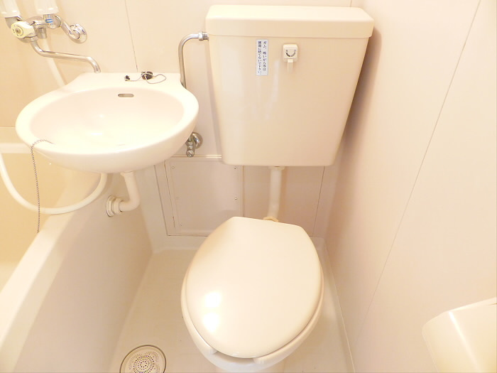 サンハウスタカノのトイレ|清潔感のあるトイレです
