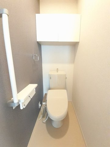 アステルのトイレ|ゆったりとした空間のトイレです