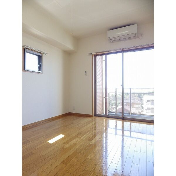 藤沢市湘南台２丁目の賃貸マンションの寝室