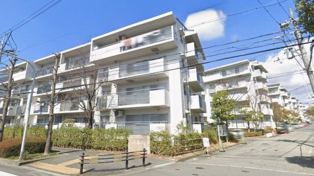 千里緑丘住宅壱七号棟