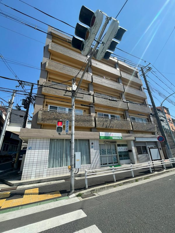 ラムール長田の外観