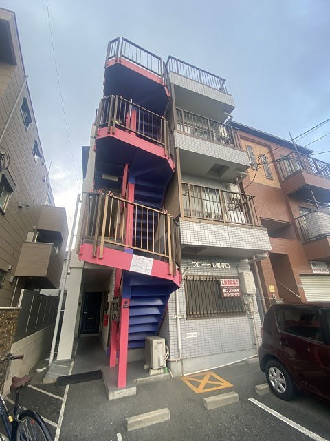 フローラル南塚口の外観