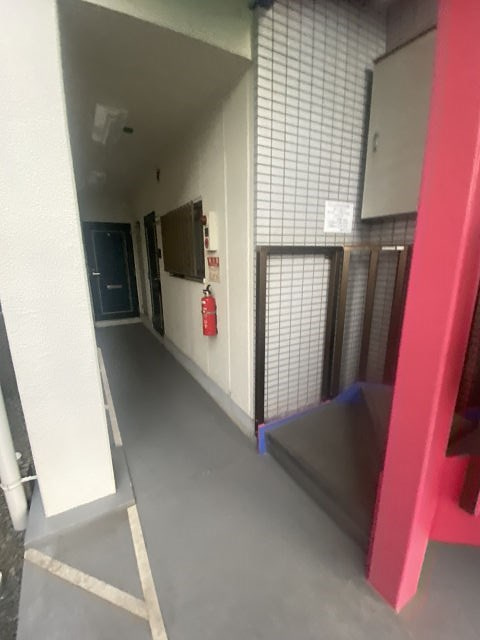 フローラル南塚口のロビー